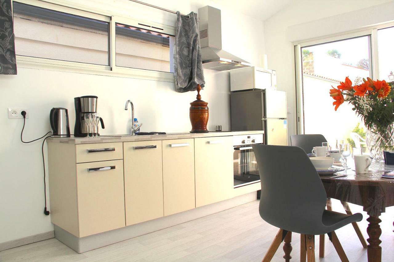 Le Clos Du Square - Climatise Rochefort  Exterior foto